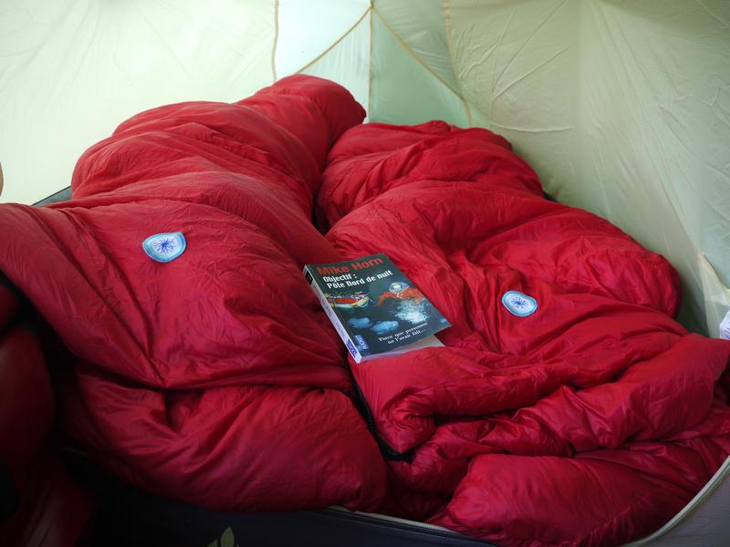 sac de couchage ansabère 400 et 600 dans une tente vaude