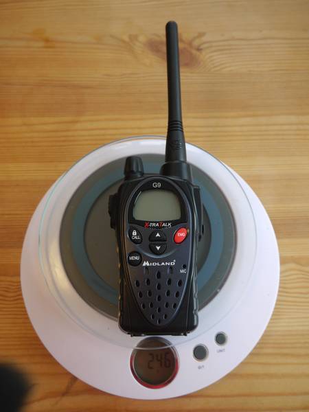 Poids du talkie walkie G9 plus avec piles (246g)