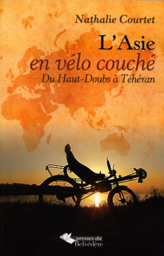 Première de couverture livre l'asie en vélo couché