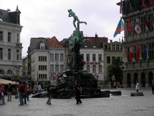 monument centre d'Anvers