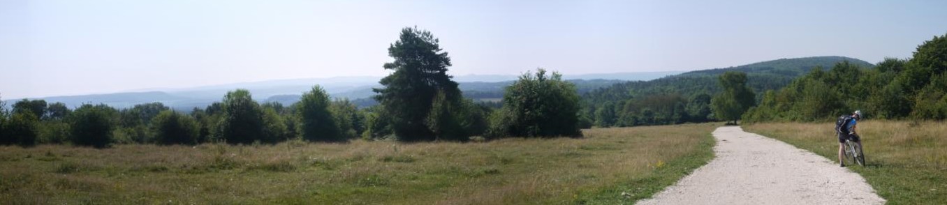 Panorama après le mont de Cessey